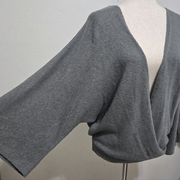 Deep V-Neck Wrap Sweater Dolman Sleeves Gray With Olive Green Hue Size Medium - Picture 2 of 12